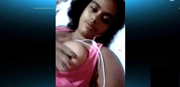  Morena Brazilian Girl Chat UOL Shows her Twat